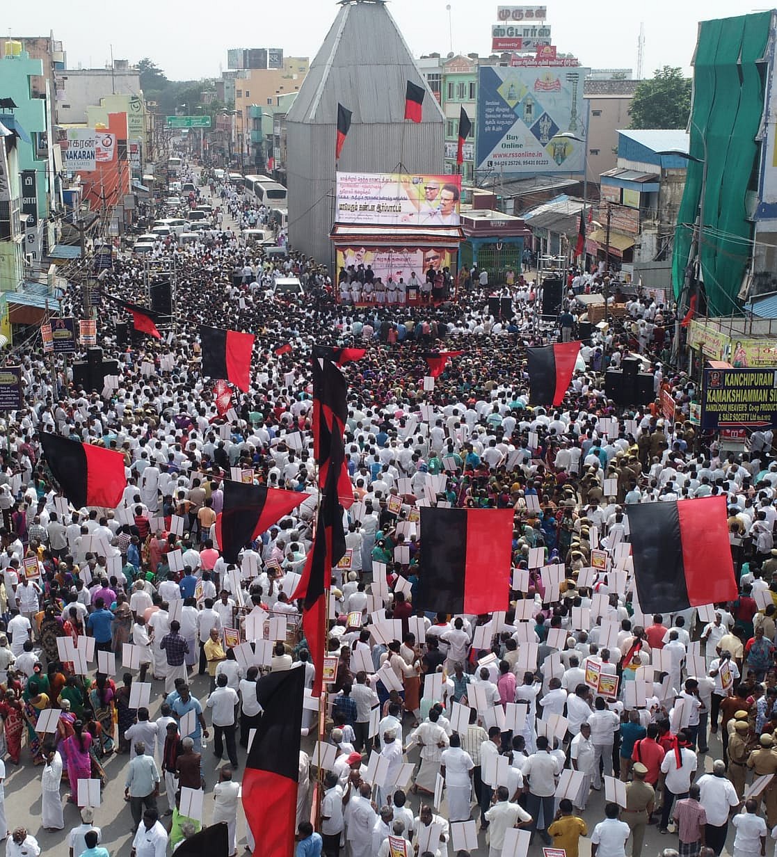 “பா.ஜ.க காலால் இட்ட பணிகளை தலையால் செய்யும் ஆட்சி எடப்பாடி ஆட்சி” - காஞ்சியில் முழங்கிய மு.க.ஸ்டாலின்!