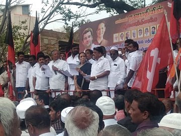 LIVE | தி.மு.க கண்டன ஆர்ப்பாட்டத்தில் மத்திய மாநில அரசுகளுக்கு எதிராக தமிழகம் முழுக்க ஒலித்த கோஷம்! #CAA