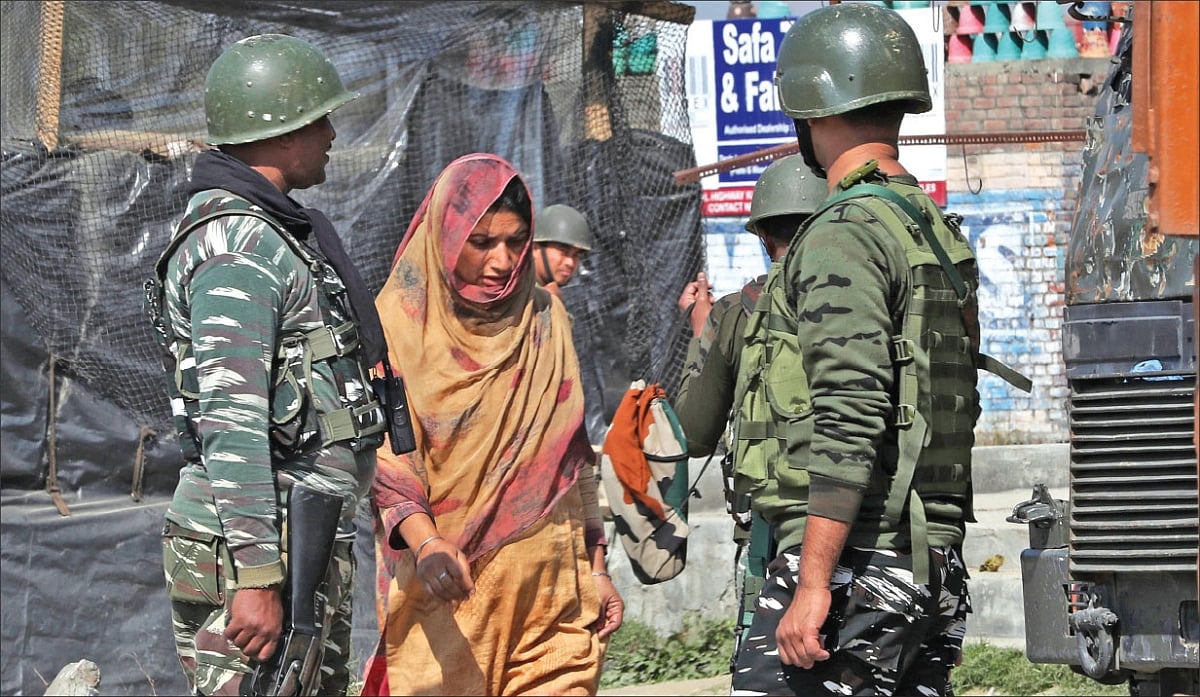 18,000 கோடி நஷ்டம் - 1 லட்சம் பேர் வேலை இழப்பு! : காஷ்மீர் பொருளாதாரத்தை சீர்குலைத்த மோடி அரசு