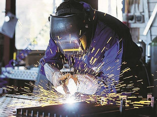 தொடர் வீழ்ச்சியில் 8 முக்கிய உற்பத்தி துறைகள் : பொருளாதாரத்தை சீரமைக்க என்ன செய்யப்போகிறது மோடி அரசு?