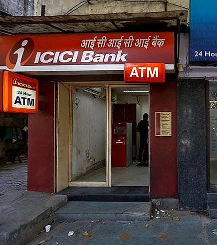 “ATM கார்டே தேவையில்லை” : SBI வங்கியை தொடர்ந்து பணம் எடுப்பதில் புதிய உத்தியை அறிமுகம் செய்த ICICI வங்கி!