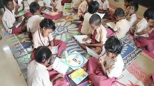 5ஆம் வகுப்புக்கு பொதுத்தேர்வா? : 'குழந்தைகள் பொம்மைகள் அல்ல’ - ஒரு பள்ளி ஆசிரியரின் உருக்கமான பதிவு!
