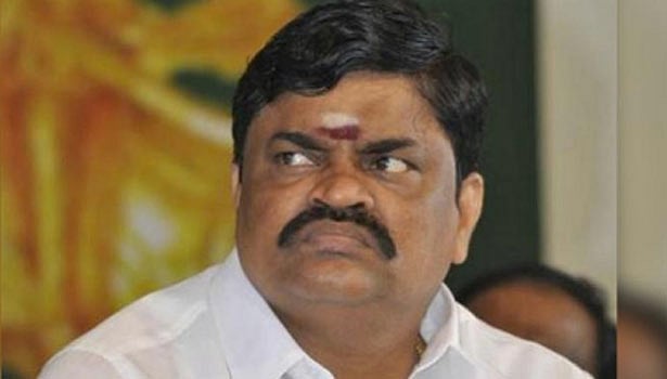 "எம்.ஜி.ஆரால் தான் அண்ணாவே நாட்டிற்கு அடையாளம் காட்டப்பட்டார்" - ராஜேந்திர பாலாஜி பேச்சால் சர்ச்சை!