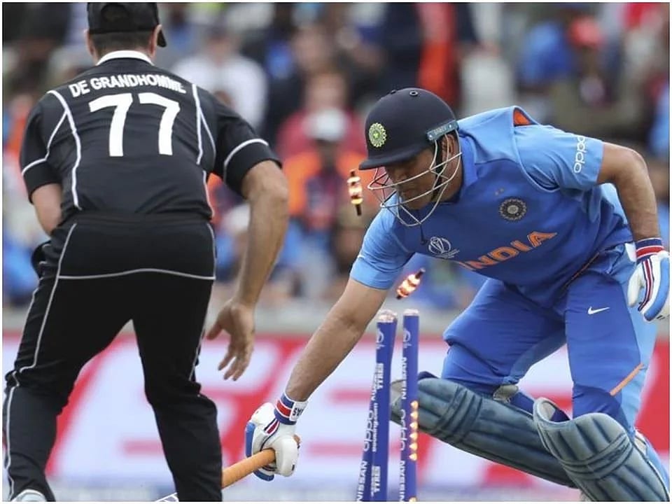 "டைவ் அடித்து தொட்டிருக்கலாம்.. நான் ஏன் அதை செய்யவில்லை?" - உலகக்கோப்பை ரன்அவுட் குறித்து தோனி உருக்கம்!