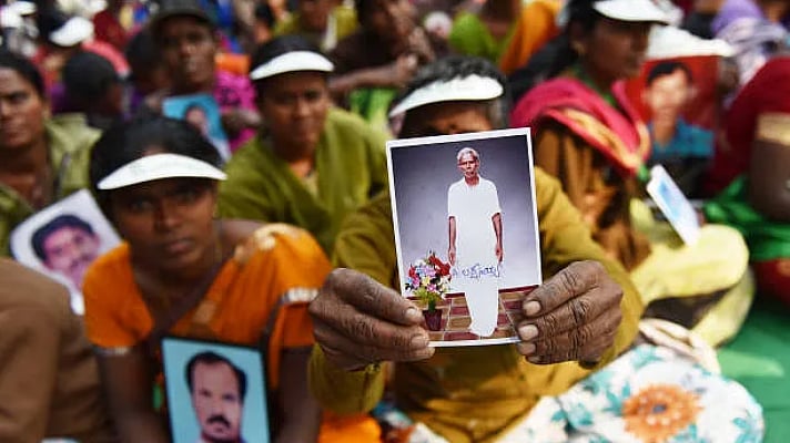 “மோடி ஆட்சியில் அதிகரித்த விவசாயிகள் தற்கொலை” : ஒருவருடத்தில் மட்டும் 10,349 பேர் தற்கொலை! - #NCRBReport