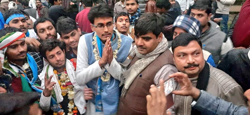 ஜே.என்.யூ மாணவர்கள் மீதான கொலைவெறித் தாக்குதல் எதிரொலி - பல்கலைக்கழகத் தேர்தலில் ஏ.பி.வி.பி படுதோல்வி!