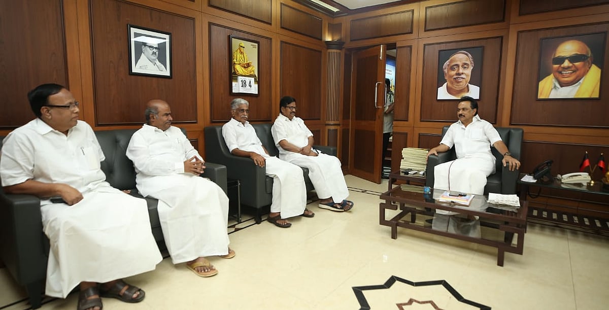 “கூட்டணியில் ஓட்டை விழாதா என ஏங்கும் குள்ளநரி சக்திகளுக்கு இடம்தர வேண்டாம்” - மு.க.ஸ்டாலின் வேண்டுகோள்!