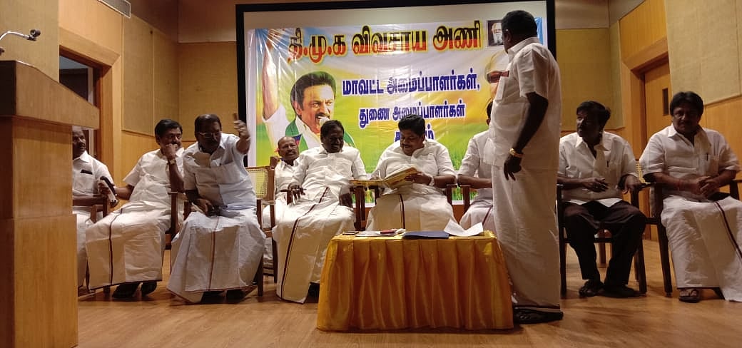 "டெல்டா மக்களை ஏமாற்றாத முழுமையான பாதுகாக்கப்பட்ட வேளாண் மண்டலம் வேண்டும்”- தி.மு.க விவசாய அணி தீர்மானம்!