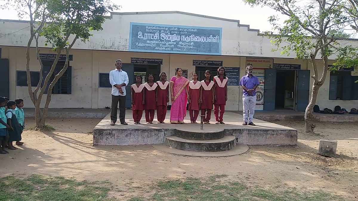 “பொண்ணு கொடுக்க யோசிக்குறாங்க ” : பேருந்து வசதி இல்லாமல் தவிக்கும் உத்திரமேரூர் ஊராட்சி மக்கள்!