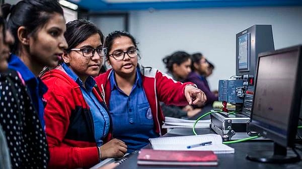 “விரைவில் புதிய கல்விக் கொள்கை அமலாகும்” : பட்ஜெட் உரையில் உறுதி செய்த நிர்மலா சீதாராமன்!