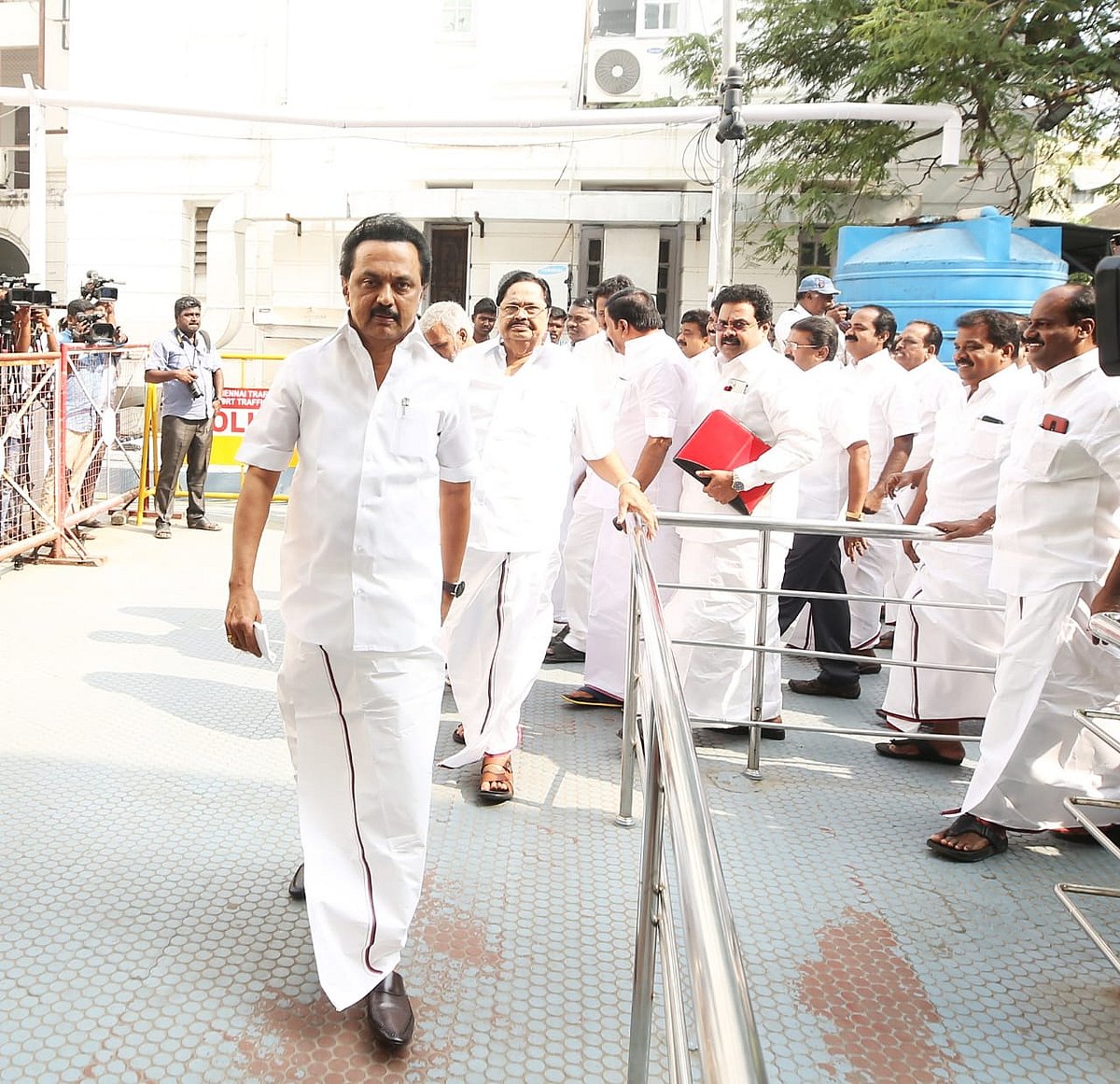 “மாநில மொத்த உற்பத்தி குறைந்துபோவதில், கின்னஸ் சாதனை நிகழ்த்தியிருக்கிறது அ.தி.மு.க அரசு” : மு.க.ஸ்டாலின்