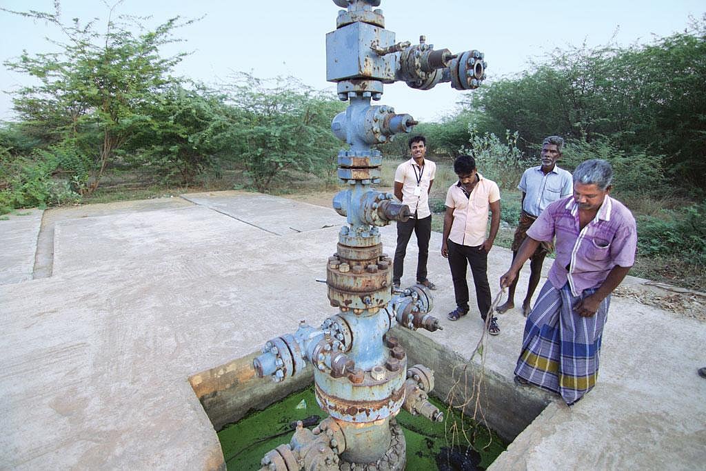 பாதுகாக்கப்பட்ட வேளாண் மண்டலம்: “அ.தி.மு.க அரசின் சட்டம் கானல் நீர்” - பூவுலகின் நண்பர்கள் குற்றச்சாட்டு!
