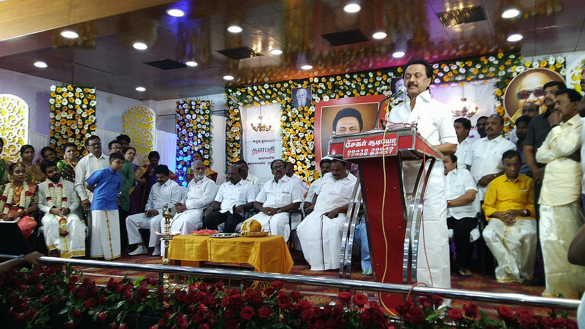 "கேட்டை திறந்து பேட்டி கொடுத்துவிட்டு படப்பிடிப்புக்கு சென்றுவிட்டால் முக்கிய செய்தியா?” : மு.க.ஸ்டாலின்