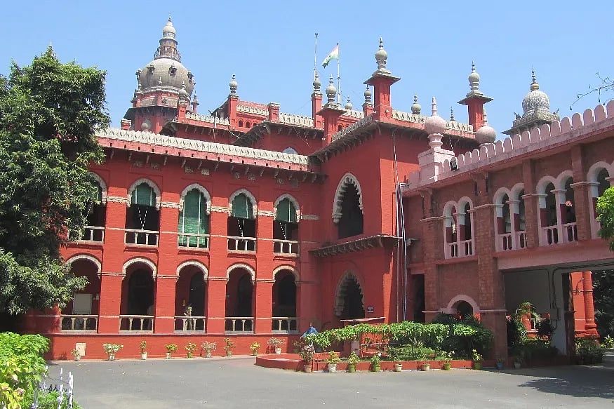 சொத்து வரியை உயர்த்தாமல் அரசு தூங்குகிறதா? - சென்னை மாநகராட்சி நிர்வாகத்தை விளாசிய உயர்நீதிமன்றம்!