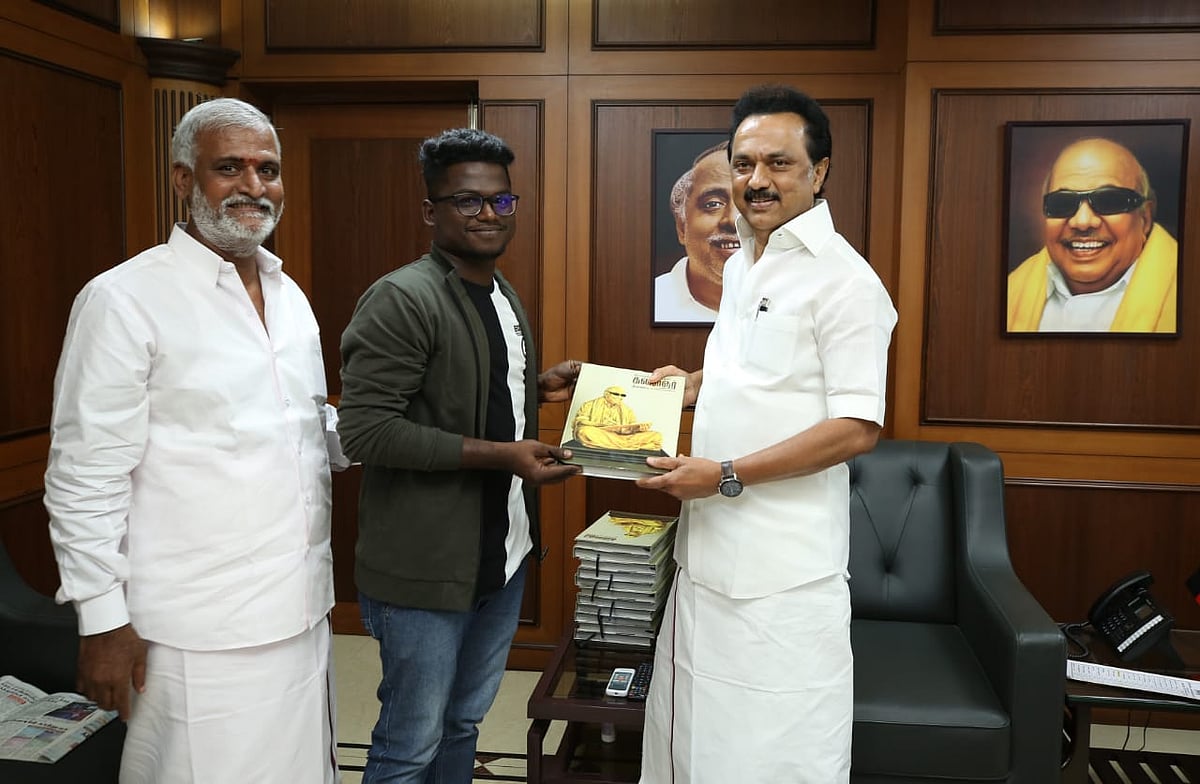 #CAA-வுக்கு எதிரான ‘சண்ட செய்வோம்’ ராப் பாடலைப் பாடிய இளைஞரை சந்தித்துப் பாராட்டிய தி.மு.க தலைவர்!