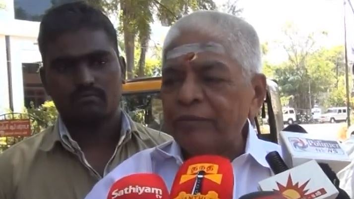 ரூ.1.5 கோடி சொத்தைப் பறித்து, தந்தையை கவனிக்காமல் விட்ட பிள்ளைகள்- முதியவருக்கு நியாயம் செய்த அதிகாரிகள்!