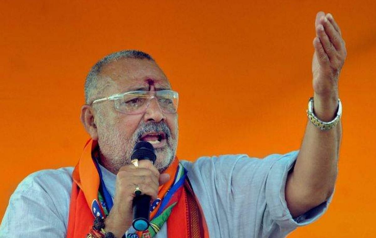 பா.ஜ.க அமைச்சர் மாலையிட்ட அம்பேத்கர் சிலையை கங்கை நீர் கொண்டு சுத்தப்படுத்திய RJS தொண்டர்கள்!