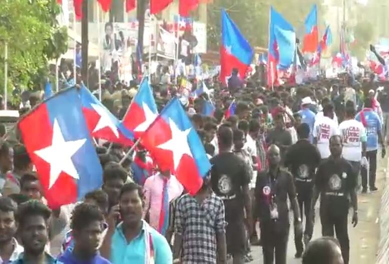 “இஸ்லாமியர்களை தனிமைப்படுத்த அனுமதிக்க மாட்டோம்” - ‘தேசம் காப்போம்’ பேரணியில் திருமாவளவன் பேச்சு!