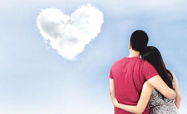 “காதலைக் கொண்டாடுங்கள்.. இயற்கையாக; அரசியலாக; சமூகமாக”: உறவுச் சிக்கல்களும் சமூகமும் - சிறப்புப் பகிர்வு!