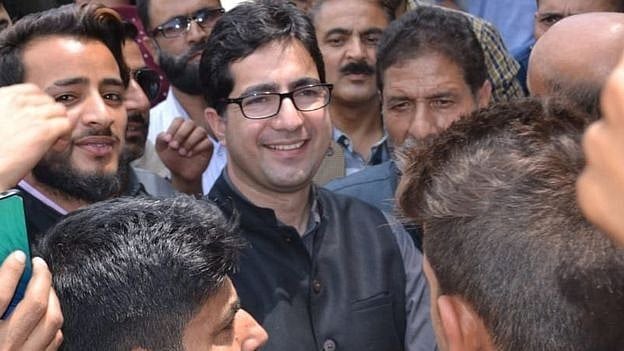 நாட்டிலேயே முதலிடம் பிடித்த ஐ.ஏ.எஸ் அதிகாரி மீது பாய்ந்தது பொது பாதுகாப்பு சட்டம்- பா.ஜ.க அரசின் அராஜகம்!