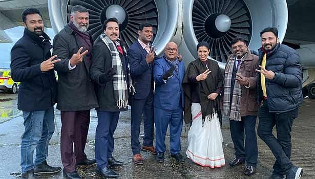 ’சேட்டிலைட் மேல் இருந்து ஹீரோ குதிக்கும் காட்சியைப் படமாக்க100 கோடி தேவை’ : விஷால் - மிஷ்கின் குஸ்தி ?