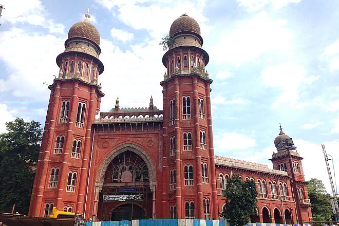 சட்டவிரோத குடிநீர் ஆலைகளை மூடுங்கள்.. இல்லையெனில்.. மாவட்ட ஆட்சியர்களுக்கு உயர் நீதிமன்றம் எச்சரிக்கை!