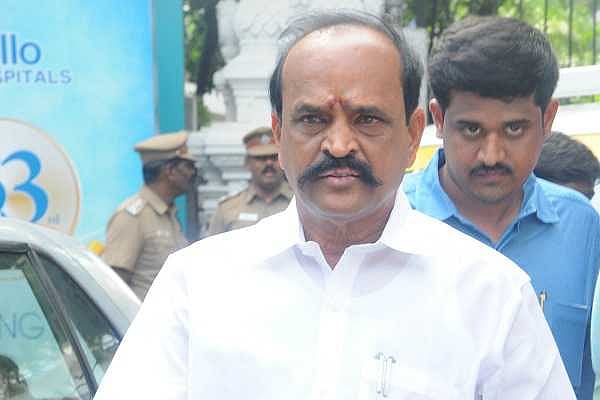 தேர்தல் அதிகாரிக்கு மிரட்டல் விடுத்ததால் வழக்கு: முன் ஜாமின் கேட்டு கடம்பூர் ராஜூ மனு!