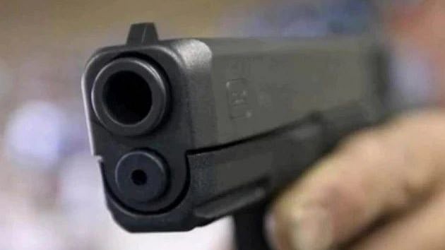 “ஆம் ஆத்மி எம்.எல்.ஏ.,வை கொல்ல சதி; கார் மீது துப்பாக்கிச்சூடு- தொண்டர் பலி” : டெல்லியில் பயங்கரம்!