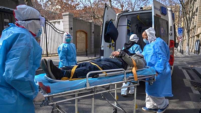 “ஒரே நாளில் 242 பேர் பலி - 1,350 ஆக அதிகரித்த உயிரிழப்புகள்” : சீனாவை மிரட்டும் கொரோனா - அதிர்ச்சி தகவல்!