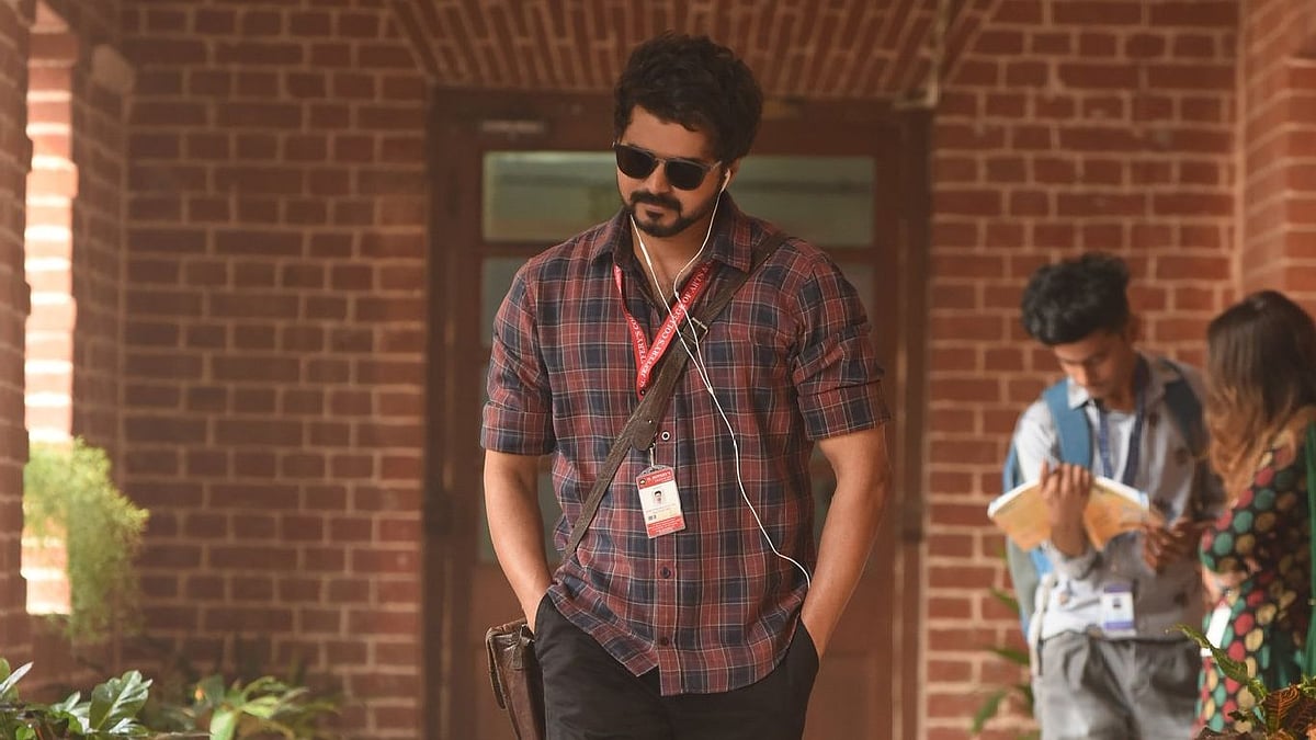 மீண்டும் ‘மாஸ்டர்’ ஃபார்முலாவை பின்பற்றிய விஜய் : ‘விஜய் 65’ படத்தை இயக்கப்போவது இவர்தான்!