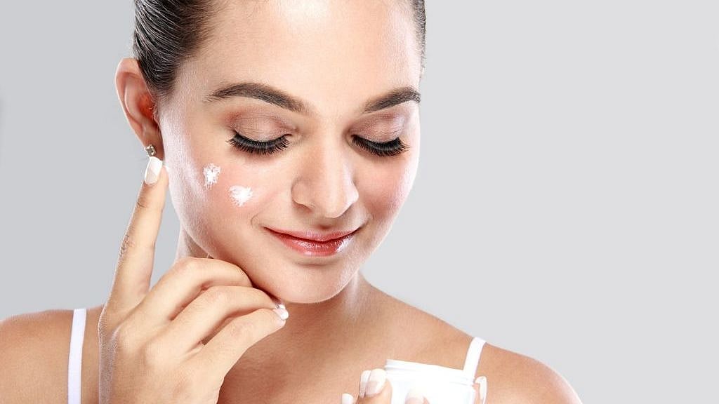 “வெள்ளையான சருமம் வேண்டுமா?” என விளம்பரப்படுத்தினால் இனி 5 ஆண்டுகள் சிறை, 50 லட்சம் அபராதம்..!