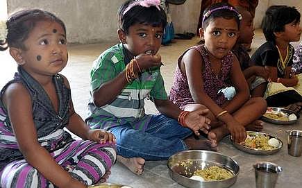 “ஊட்டச்சத்து குறைபாடு பற்றி கவலையில்லை; அங்கன்வாடியில் முட்டை வழங்க எதிர்ப்பு” : பா.ஜ.க அராஜகம்!