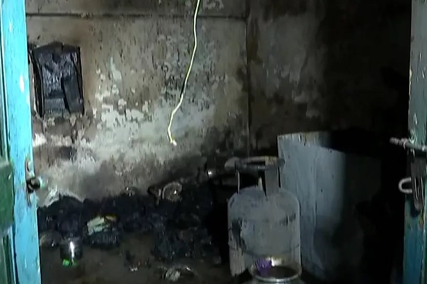 தீ பற்றியது தெரியாமல் சீரியல் பார்த்துக் கொண்டிருந்த பெண் உடல் கருகி பலி - மதுரையில் நடந்த சோகம்..!