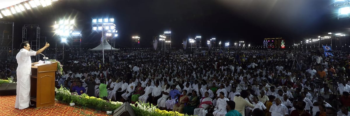 'குட்கா ஊழல், லஞ்சம்,கொள்ளை இதிலெல்லாம் எடப்பாடி அரசுக்கு விருது கொடுக்கலாம்' : மு.க ஸ்டாலின் அதிரடி !