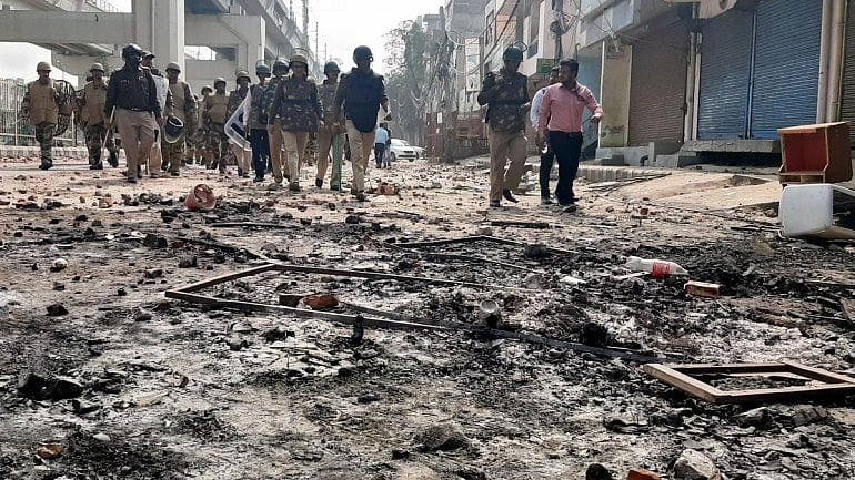 #DelhiRiots: "பால் வாங்க வந்தவர் சுட்டுக்கொலை” - கொல்லப்பட்டவர்களில் 19 பேர் பட்டியலை வெளியிட்ட The Wire!