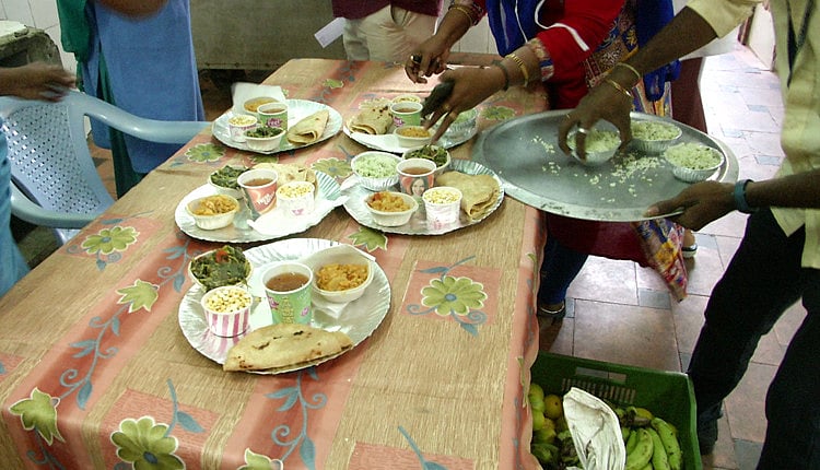 கொரோனா நோயாளிகளுக்கு வழங்கப்படும் உணவுப் பட்டியல் : அனைவருக்கும் பரிந்துரைக்கும் மருத்துவர்கள்! #Corona