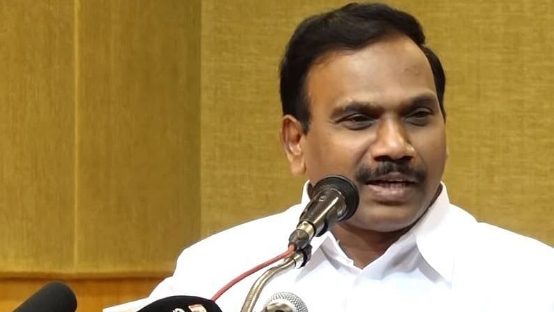 "சென்னையில் துப்புரவு பணியாளரான M.Sc படித்த பெண் : மோசமாக அதிகரிக்கும் வேலையின்மை" - ஆ.ராசா ஆவேசம்!