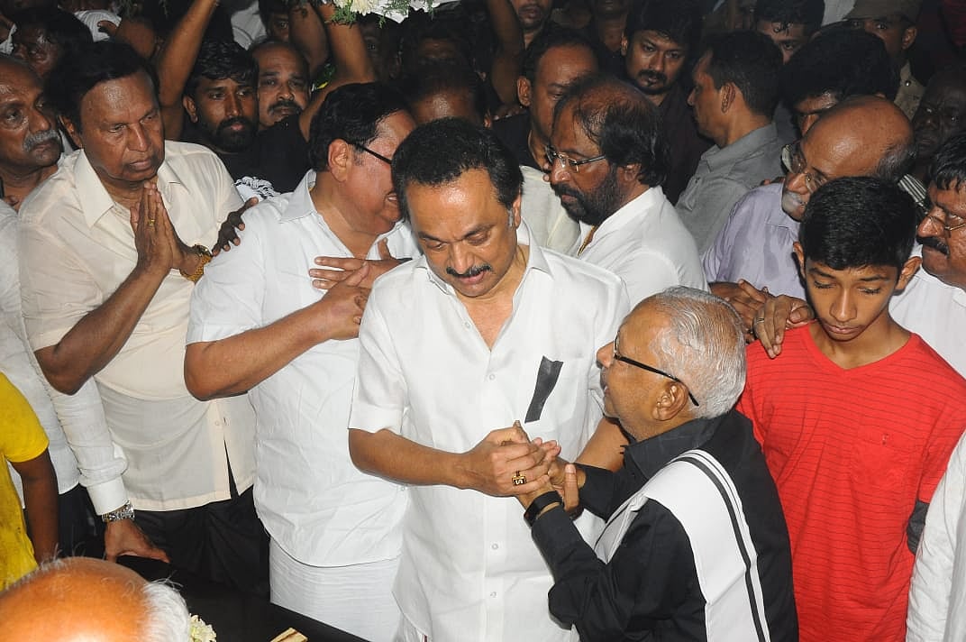 “பேராசிரியர் எண்ணிய வழியில் லட்சிய சுடரை ஏந்திச் செல்வதே நமது தலையாயக் கடமை” -  மு.க.ஸ்டாலின் மடல்!