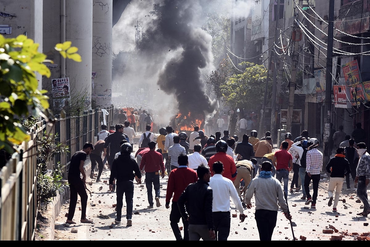 “ஆதாரம் இருந்தும் பா.ஜ.கவினர் மீது நடவடிக்கை எடுக்காதது ஏன்?”-டெல்லி வன்முறை குறித்து டி.ஆர்.பாலு ஆவேசம்!