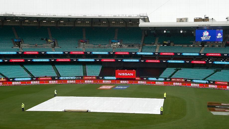 T20WorldCup : இறுதிப்போட்டிக்குள் நுழைந்த இந்திய மகளிர் அணி - இந்தியர்களின் 11 ஆண்டுகால ஏக்கம் தீருமா?