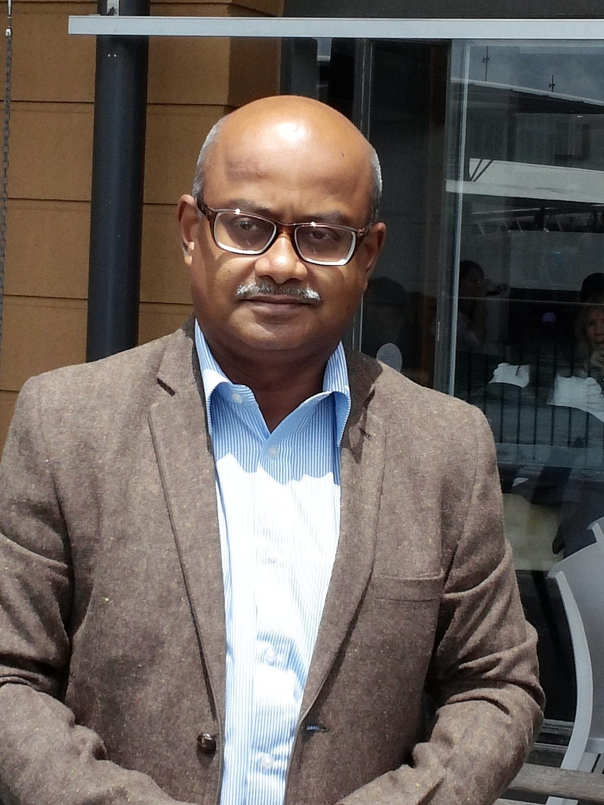 அமிதேண்டு பாலித்