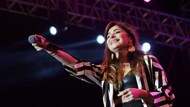 நாடாளுமன்றம், குடியரசுத் தலைவர் மாளிகை வரை கொரோனா அச்சுறுத்தல்... லக்னோ பார்ட்டியால் வந்த வினை! #Corona