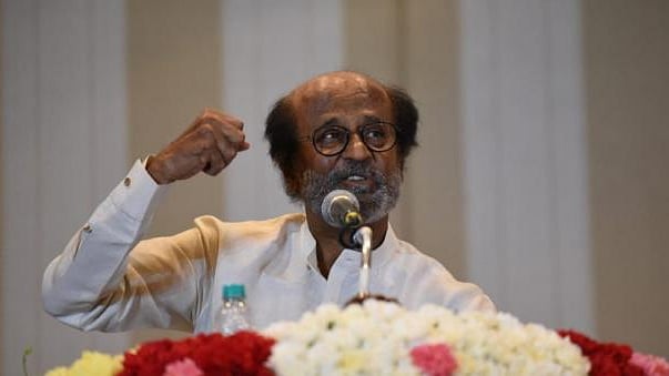 “தமிழகத்தில் 30% அறிவில்லாத பெண்கள்” - ரஜினி சர்ச்சைப் பேச்சு!