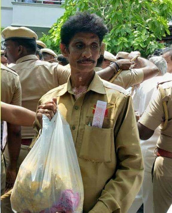 “இன்றும் பேராசிரியருக்கான தபால்களோடு வந்த போஸ்ட் மேன்” - மறைவால் கடும் அதிர்ச்சி!