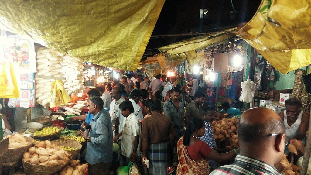 #Corona : "எங்க குடும்பம் என்ன செய்யும்?" - வாழ்வாதாரம் இழந்து தவிக்கும் கூலித் தொழிலாளர்கள் குமுறல்!