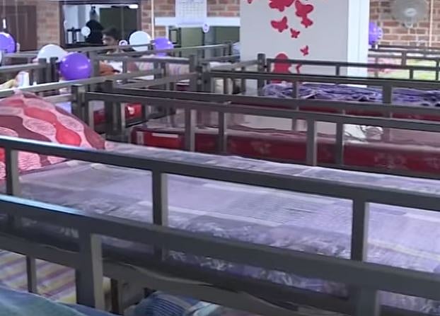 கேரளா வரும் பெண்களுக்காக பாதுகாப்பான தங்கும் விடுதி - பினராயி விஜயன் அரசு 'அசத்தல்' திட்டம்!