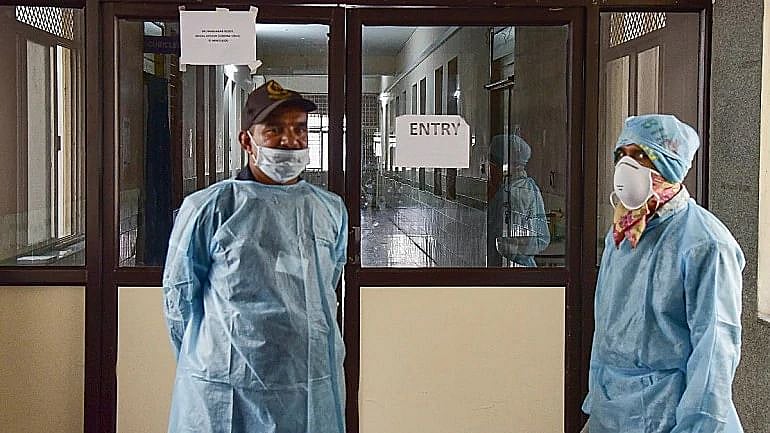 தமிழகத்தில் கொரோனா: சட்டப்பேரவையில் விவாதிக்க தி.மு.க கவன ஈர்ப்பு தீர்மான நோட்டீஸ்!