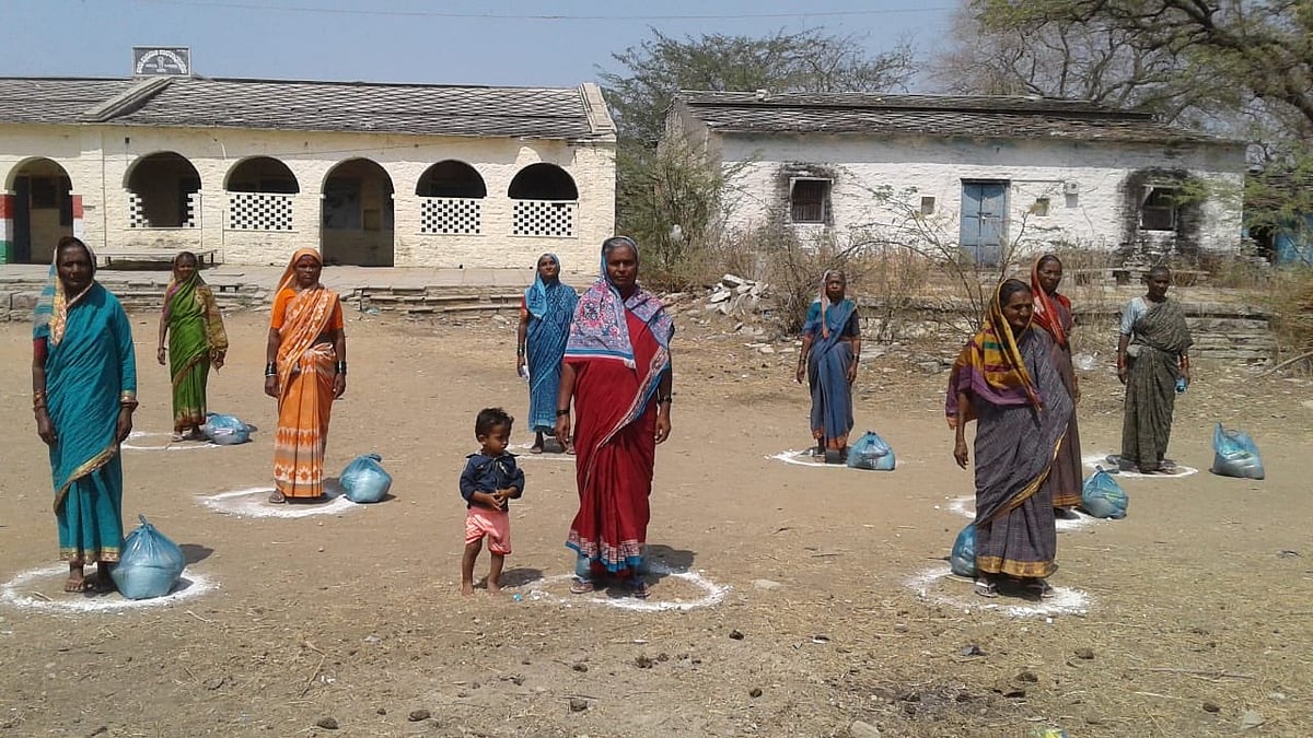 கொரோனா ஊரடங்கு:  பரிதவிக்கும் ஒரு லட்சம் மக்களுக்கு ரூ.1.25 கோடி நிதி ஈட்டிய சானியா மிர்சா! 