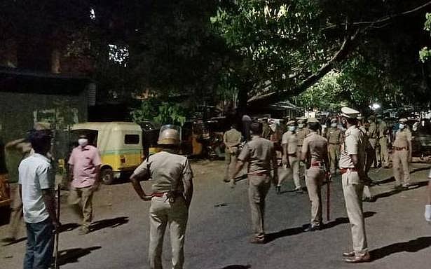 “உயிர்காக்கும் மருத்துவர்களுக்கு இந்த நிலையா?” - மனிதம் வாழ, மக்களைப் பண்படுத்த அரசாங்கம் மனதுவைக்குமா?