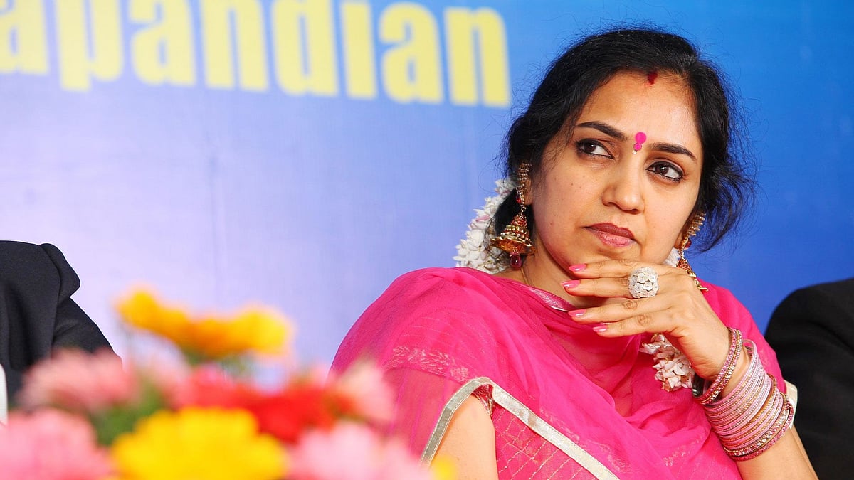 “இல்லையென இற்றுப் போனதோ மனிதநேயம்? - இறப்பும் கௌரவமாக நிகழவேண்டும்” : தமிழச்சி தங்கபாண்டியன் ஆதங்கம்!